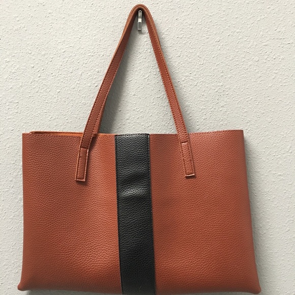 Vince Camuto Handbags - Vince Camuto Tote